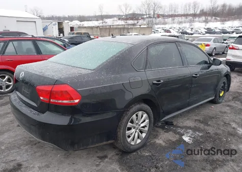 2012 Volkswagen Passat 2.5L S из США, поврежденный, VIN 1VWAP7A31CC005189